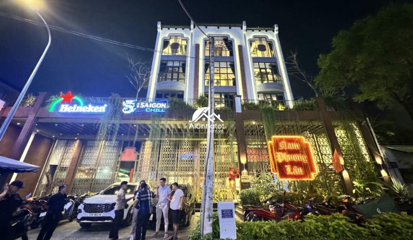 Bán khuôn đất 19-19B Nguyễn Thị Diệu Q3 | 677m² | giá 350 tỷ