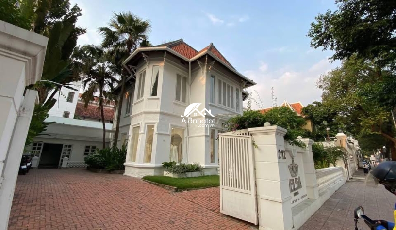 Bán Biệt Thự MT Võ Thị Sáu Q3 | 22x30m, 527m², 320 Tỷ