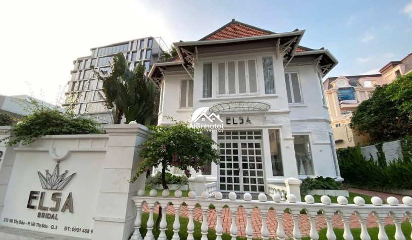 Bán Biệt Thự MT Võ Thị Sáu Q3 | 22x30m, 527m², 320 Tỷ