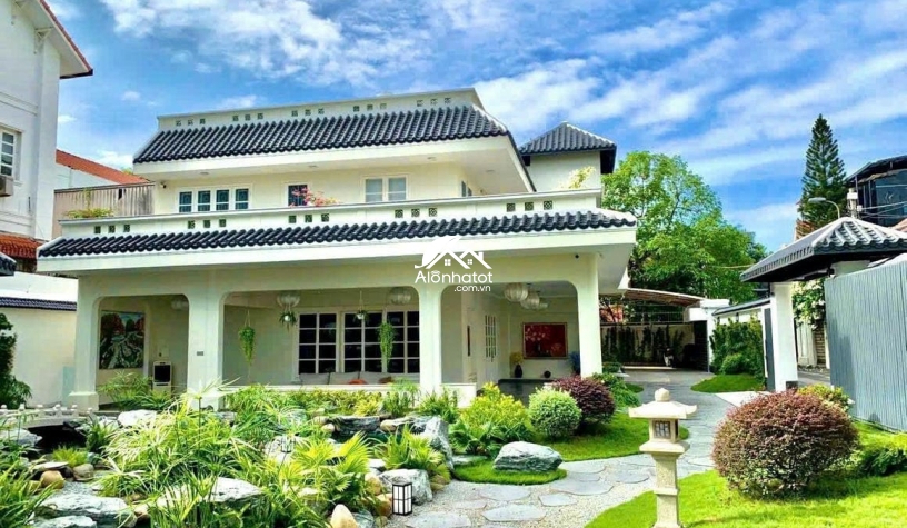 Bán Biệt Thự Sân Vườn Đường Số 6 Thảo Điền, 970m², Ngang 50m 