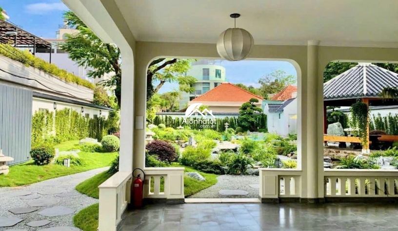 Bán Biệt Thự Sân Vườn Đường Số 6 Thảo Điền, 970m², Ngang 50m 