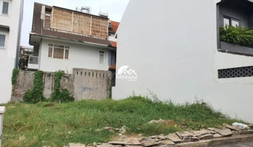 Bán đất đường số 7 phường An Phú Quận 2 hướng Đông Nam