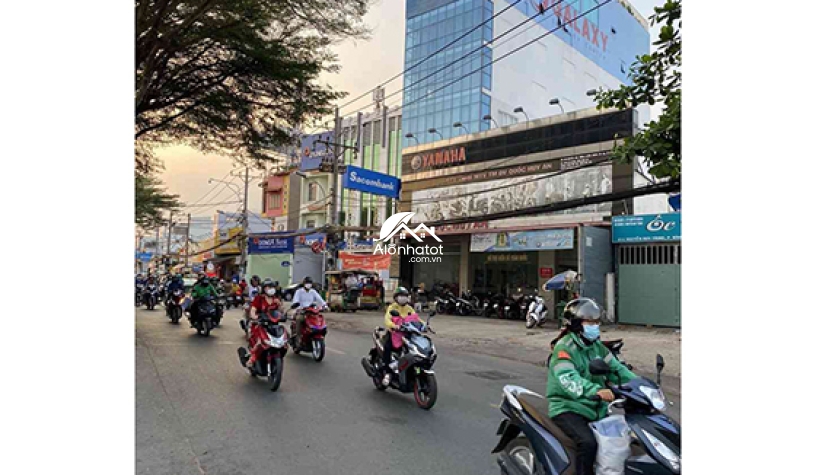Bán nhà 209 Nguyễn Duy Trinh Quận 2 DT 13.5x34 (461M2) XD Hầm 7 tầng