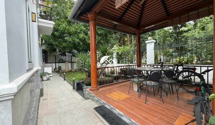 Bán Biệt Thự 153/34 Nguyễn Văn Hưởng Thảo Điền | 352m² 2MT Trước Sau | 125 Tỷ 
