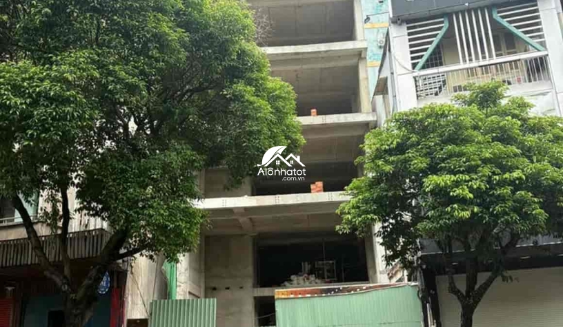 Bán Tòa Nhà 208–210 Lê Lai Bến Thành Quận 1 | Hầm 7 Tầng | View CV 23/9 | 220 Tỷ 