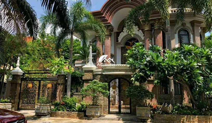 Bán biệt thự 140 Nguyễn Văn Hưởng Thảo Điền Quận 2 DT 500m2 DTS 1000m2