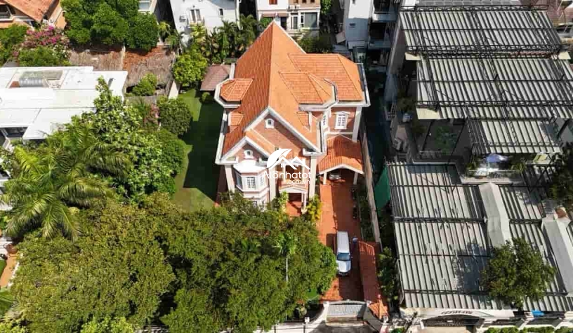 Bán biệt thự 7 đường số 6 Thảo Điền DT 20x36 (725m2) hồ bơi sân vườn