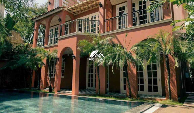 Bán biệt thự Trần Ngọc Diện Thảo Điền Góc 2MT 567m2 có hồ bơi