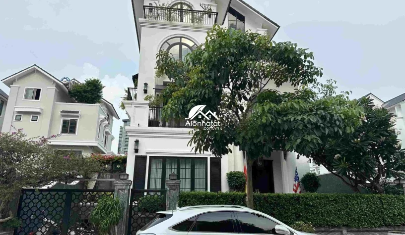 Bán căn Villa Mystery Hưng Thịnh 280m2 Hầm 3 Lầu căn đẹp nhất dự án