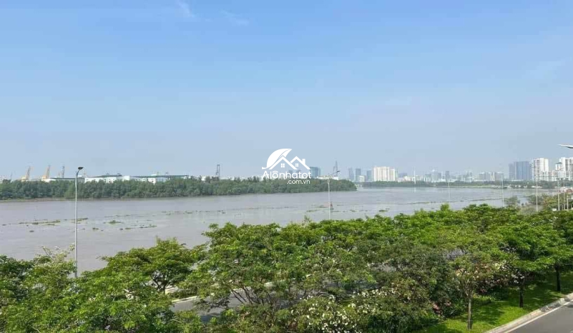 Bán đất đường Trần Quý Kiên Quận 2 Được xây Hầm 7 lầu chỉ 300tr/m2