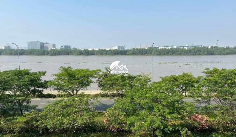 Bán đất đường Trần Quý Kiên Quận 2 Được xây Hầm 7 lầu chỉ 300tr/m2