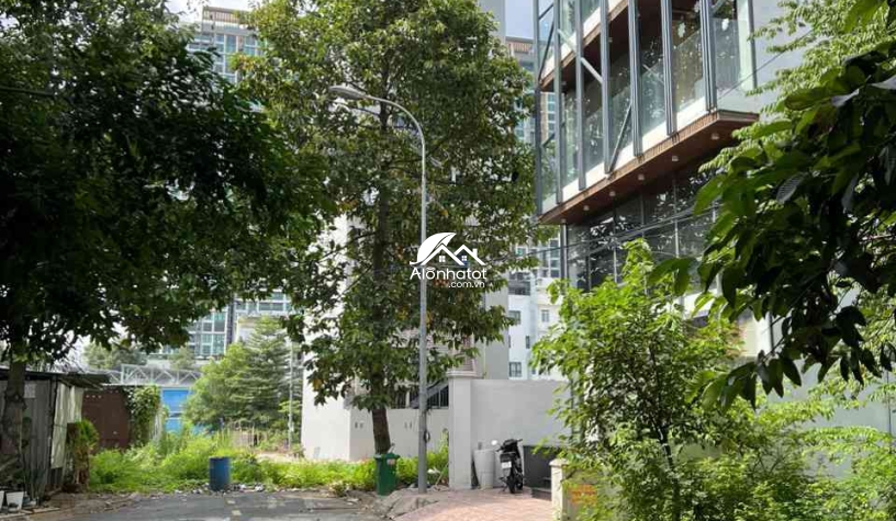 Bán đất Tạ Hiện Dự Án Huy Hoàng Quận 2 DT 7,75x20m (155m2) 135tr/m2