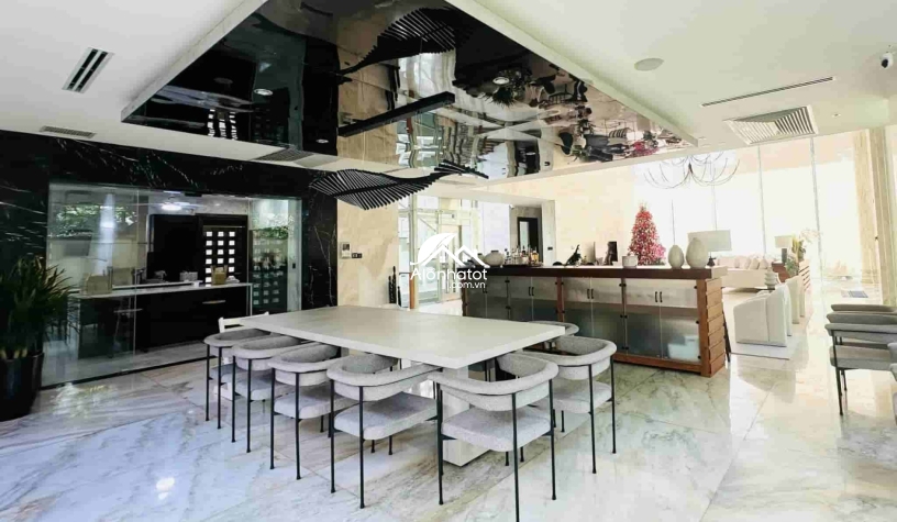 Bán nhà 19 đường số 6 Thảo Điền Quận 2 DT 871m2 nhà có hồ bơi cực đẹp