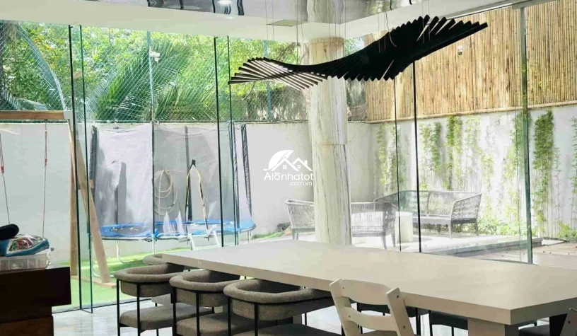 Bán nhà 19 đường số 6 Thảo Điền Quận 2 DT 871m2 nhà có hồ bơi cực đẹp