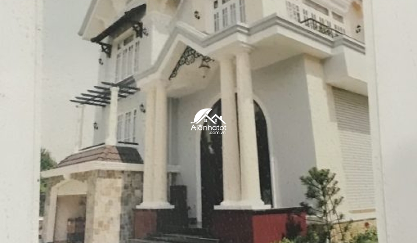 Biệt thự Compound 146C4 Nguyễn Văn Hưởng ngang 20m