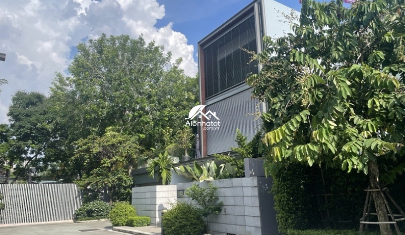 Bán biệt Thự HOLM Villas Thảo Điền Quận 2 có hồ bơi, nội thất cao cấp