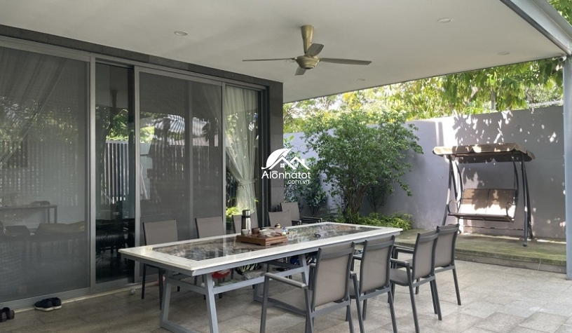 Bán biệt Thự HOLM Villas Thảo Điền Quận 2 có hồ bơi, nội thất cao cấp