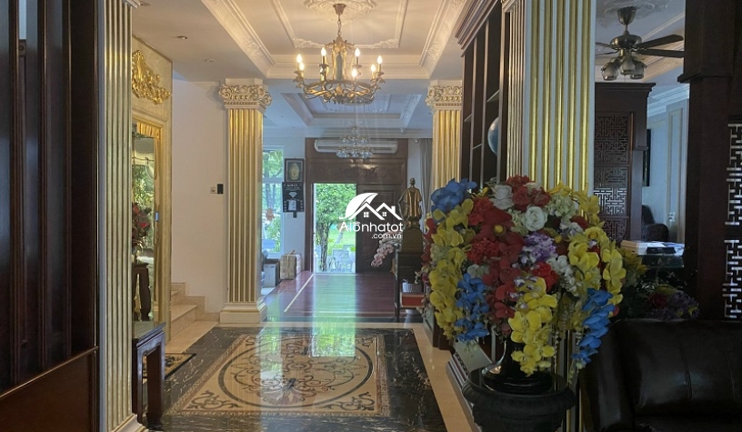 Bán căn góc 2MT Biệt thự Lan Anh Village, Đường Nguyễn Cơ Thạch, Quận 2 cực đẹp