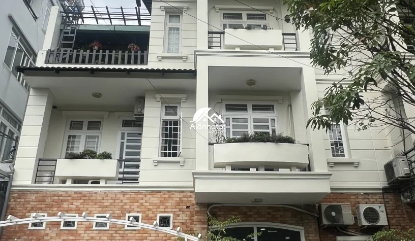 Bán biệt thự Mỹ Mỹ Nguyễn Hoàng An Phú Quận 2 DT 210m2