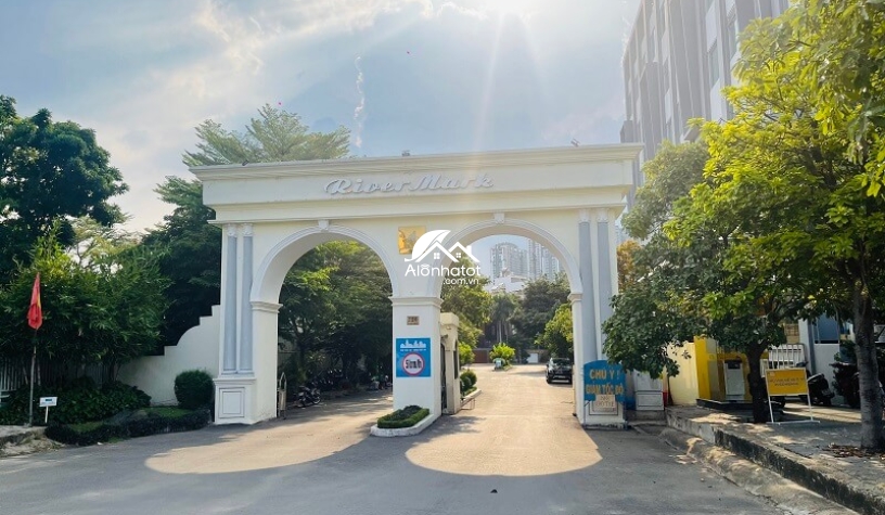 Bán khuôn đất biệt thự khu River Mark Trần Não Quận 2 DT 300m2 Giá Tốt