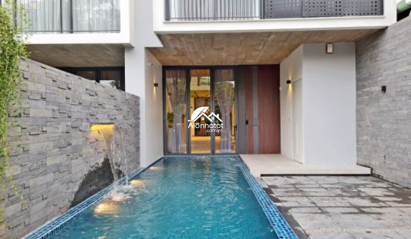 Villa hồ bơi Thảo Điền Quận 2 tuyệt đẹp 200m2 hướng Đông