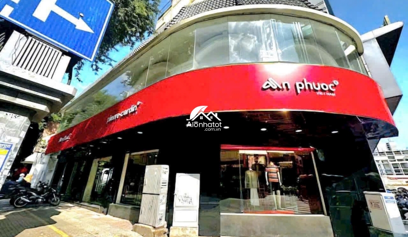 Bán Nhà Góc 119 Lý Tự Trọng & Thủ Khoa Huân Q1 - 2 Mặt Tiền, HĐ Thuê 200Tr/Tháng