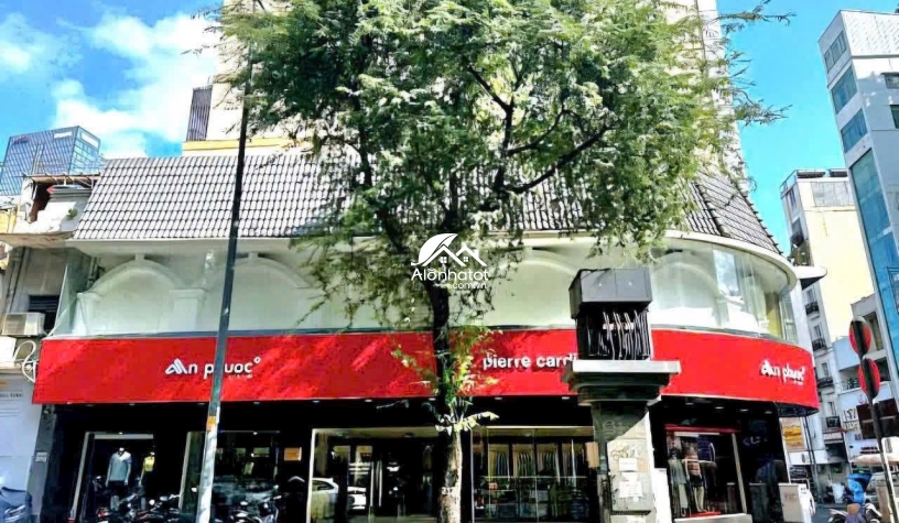 Bán Nhà Góc 119 Lý Tự Trọng & Thủ Khoa Huân Q1 - 2 Mặt Tiền, HĐ Thuê 200Tr/Tháng