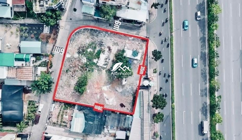 Chuyển Nhượng Lô Đất 3 Mặt Tiền 1056 Phạm Văn Đồng TP. Thủ Đức Giá Siêu Tốt