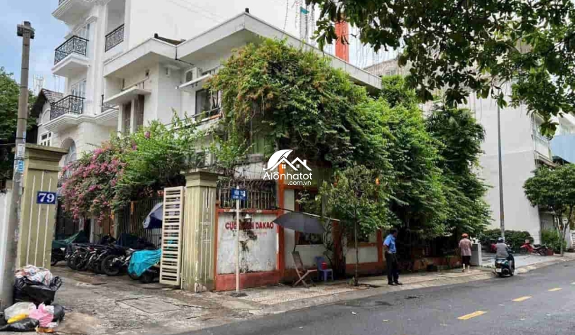 Bán nhà 79 Phan Kế Bình Quận 1 DT 14x10 (127m2) đang cho thuê 85tr/th