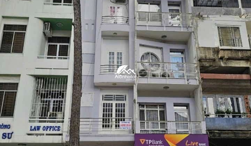 Bán nhà mặt tiền 127B-127C Trần Quang Khải, Quận 1