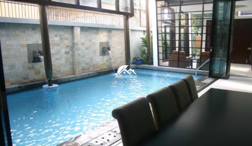 Bán biệt thự Đoàn Hữu Trưng có hồ bơi nhà đẹp chủ thiện chí
