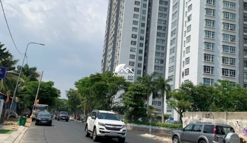 Mặt tiền Nguyễn Văn Hưởng Thảo Điền 130m2 vị trí kinh doanh