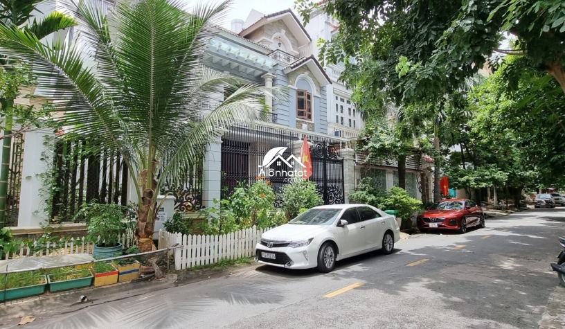 Bán biệt thự đường số 7 An Phú ngang 10 Hầm 2 lầu sân vườn