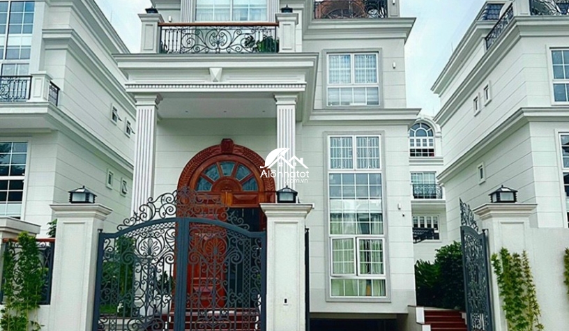 Bán biệt thự King Crown Thảo Điền Quận 2 căn góc 2MT 300m2