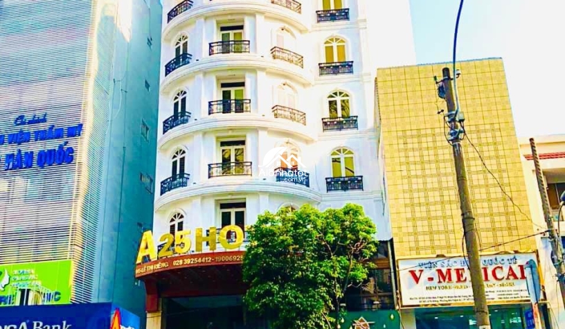 Bán mặt tiền 145 Lê Thị Riêng Quận 1 Khách sạn Hầm 9T