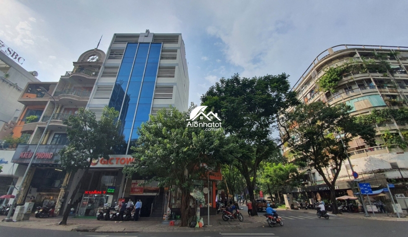 Bán tòa nhà mặt tiền Nguyễn Đình Chiểu Quận 3 Hầm 8 tầng