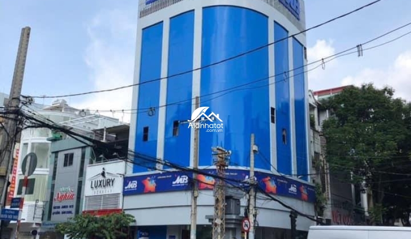 Bán tòa nhà 569 Nguyễn Đình Chiểu Quận 3 Góc 2MT