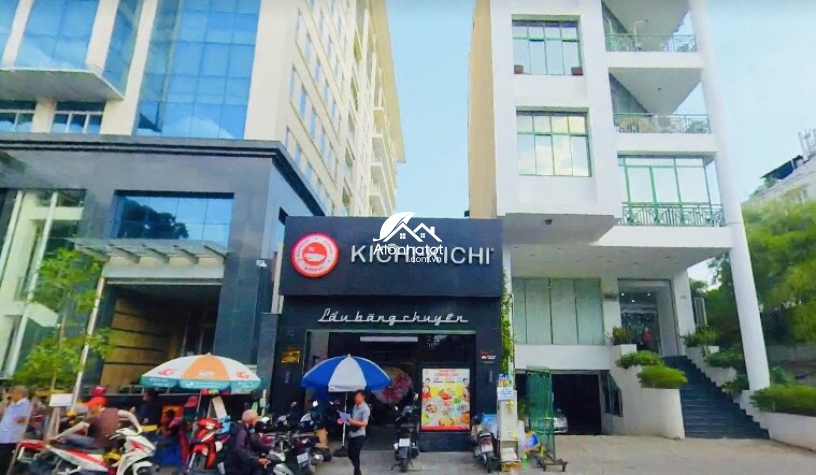 Bán nhà mặt tiền 339 Nguyễn Trãi Quận 1 nhà C4 ngang 5.65