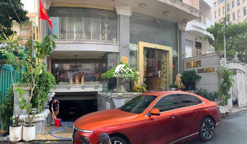 Bán Tòa Nhà 373C Nguyễn Trãi Quận 1 Hầm 7 lâu thang máy ngang 10m giá cực tốt
