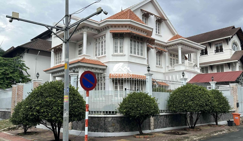 Bán biệt thự 14a33 Fideco Thảo Điền Quận 2 Căn góc 370m2 gần sông