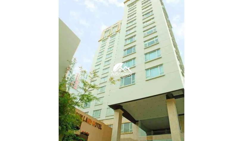 Bán Khách Sạn 302 Võ Văn Kiệt ,Quận 1 VIP Chuẩn 3 Sao Thu Nhập 36 Tỷ/năm