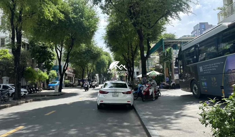 Bán đất 219 Nguyễn Văn Thủ Quận 1 siêu VIP DT 23x44 CN 1000m2