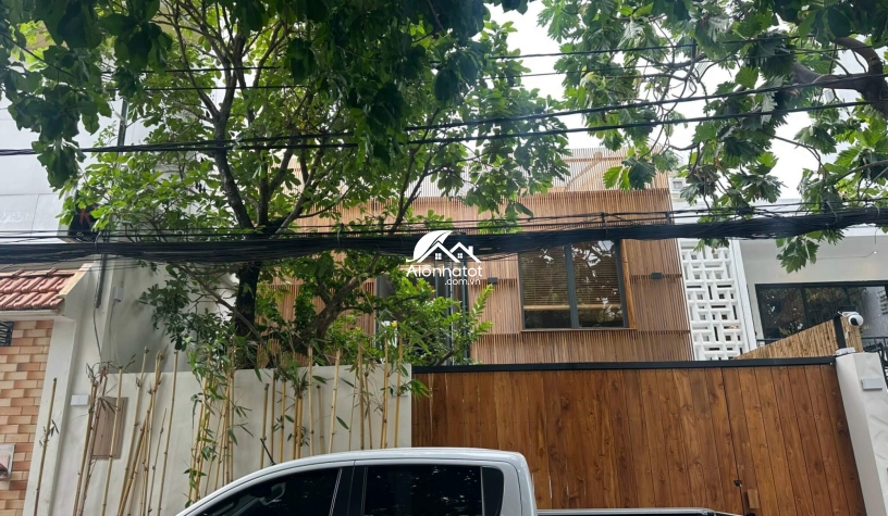 Bán biệt thự đường Ngô Quang Huy Thảo Điền Quận 2 siêu đẹp DT 128m2
