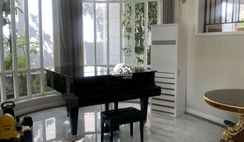 Bán biệt thự Lan Anh Quận 2 DT 390m2 nhà mới cực đẹp Nội thất cao cấp