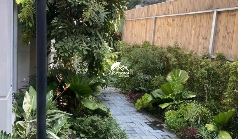 Bán biệt thự Lan Anh Quận 2 DT 390m2 nhà mới cực đẹp Nội thất cao cấp