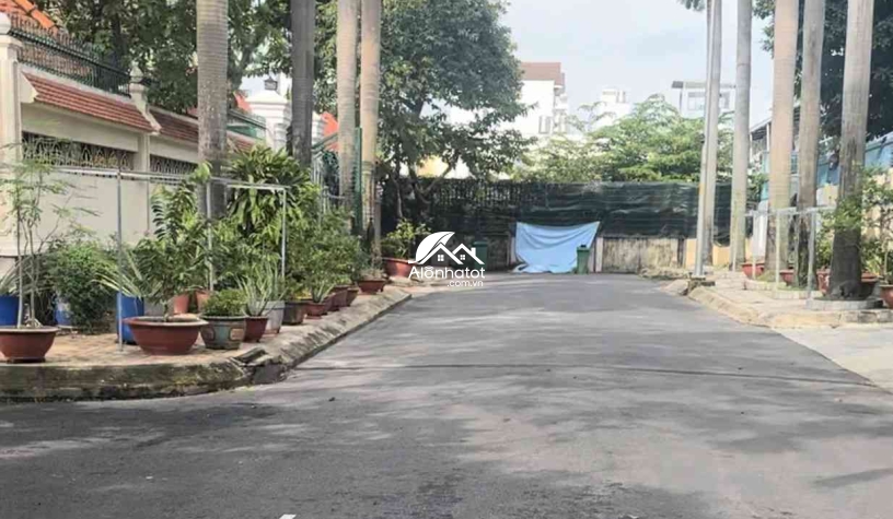 Bán đất Compound Kim Sơn Quận 2 DT 14x35 (534m2) chỉ 200tr/m2