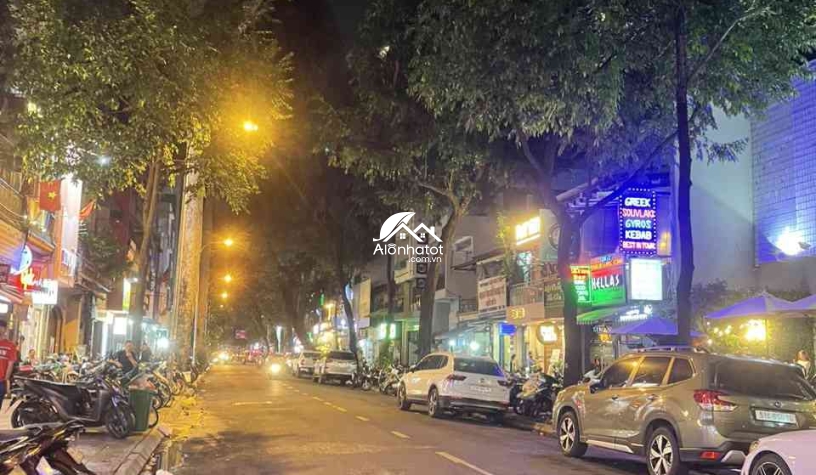 Bán nhà 53 Hồ Tùng Mậu Quận 1 ngay Bitexco DT 151m2 giá chỉ 520tr/m2