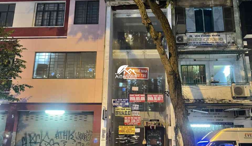 Bán nhà 53 Hồ Tùng Mậu Quận 1 ngay Bitexco DT 151m2 giá chỉ 520tr/m2