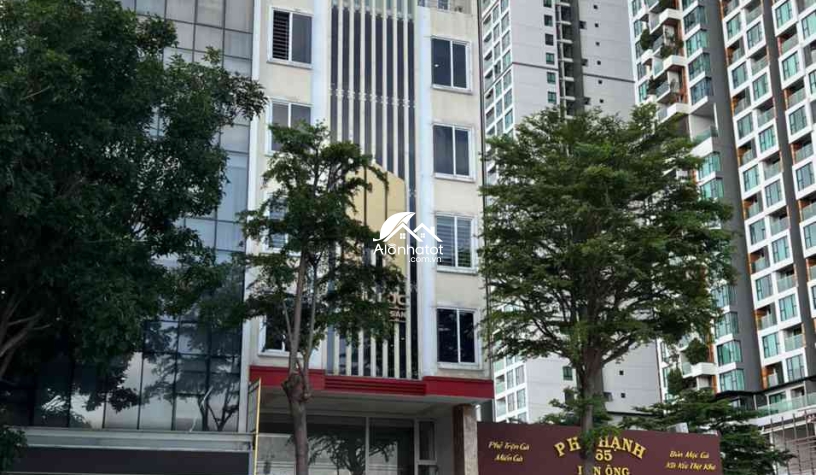 Bán tòa nhà đường Trương Văn Bang Quận 2 DT 8x20 (160m2) Hầm 7 tầng