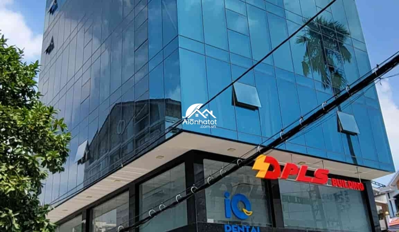 Bán tòa nhà 11 Nguyễn Huy Tưởng Bình Thạnh Hầm 6 lầu DT đất 227m2